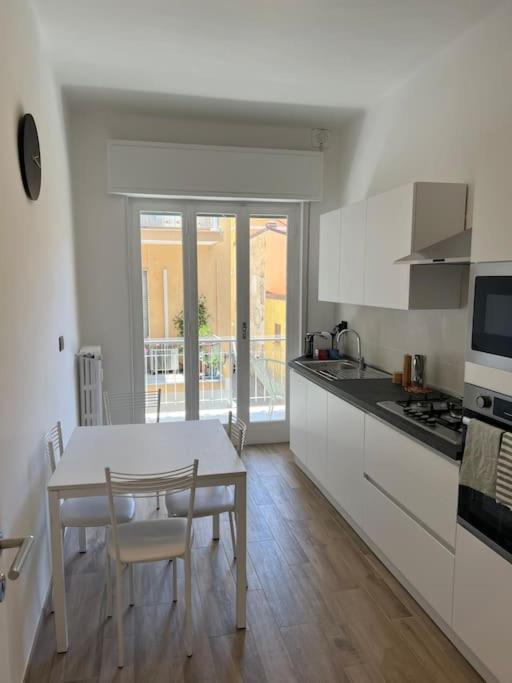 Borgo Marina Apartments Imperia Extérieur photo